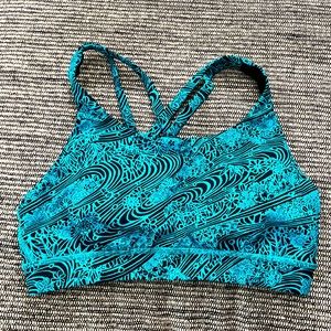Lululemon Size 6 Sports Bra